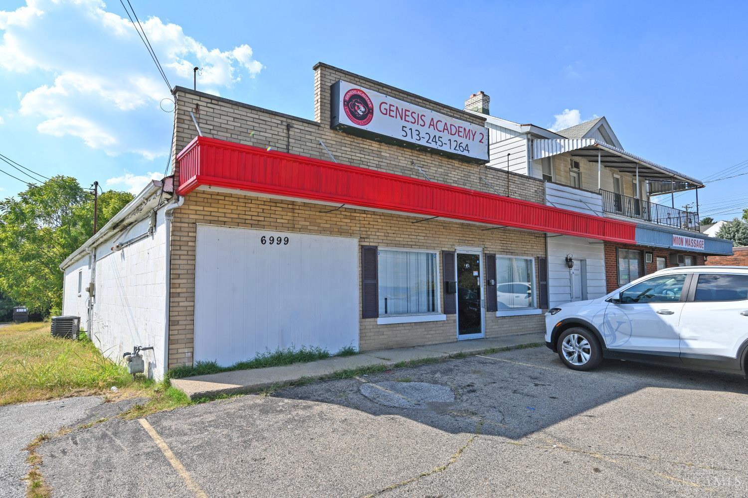 6999-7001 Colerain Ave, Cincinnati, OH for Rent