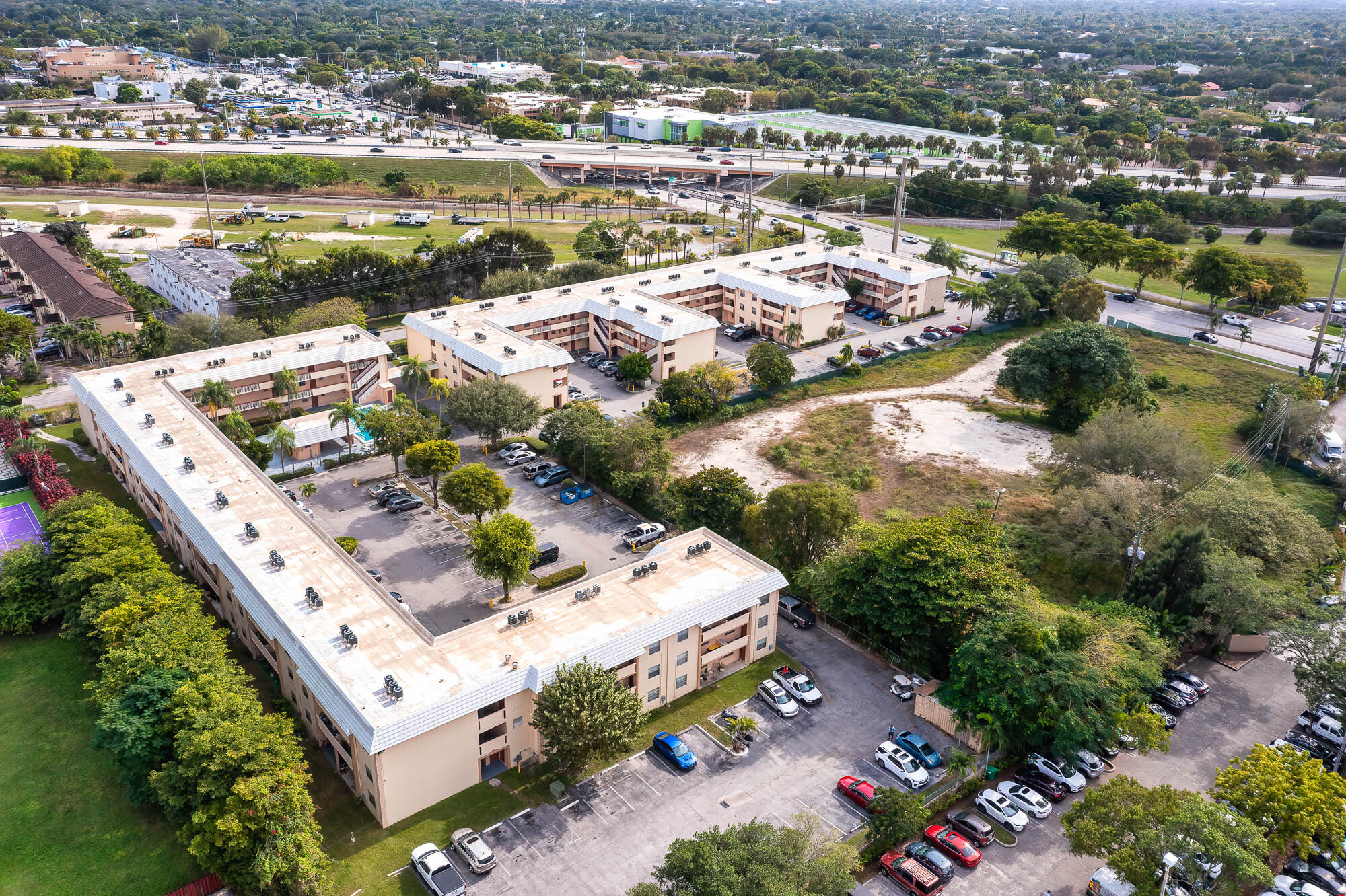 8951 Sunset Dr, Miami, FL for Sale