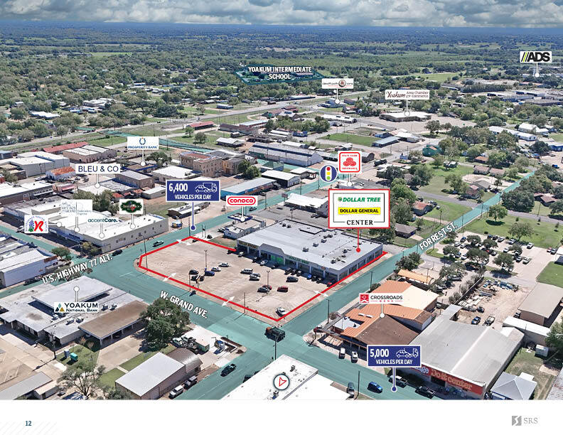 304 W Grand Ave, Yoakum, TX for Rent