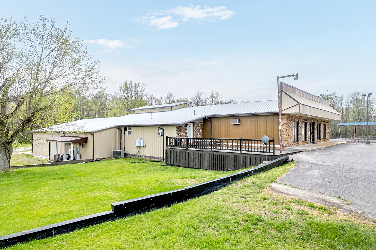 5128 Highway 100, Lyles, TN for Sale