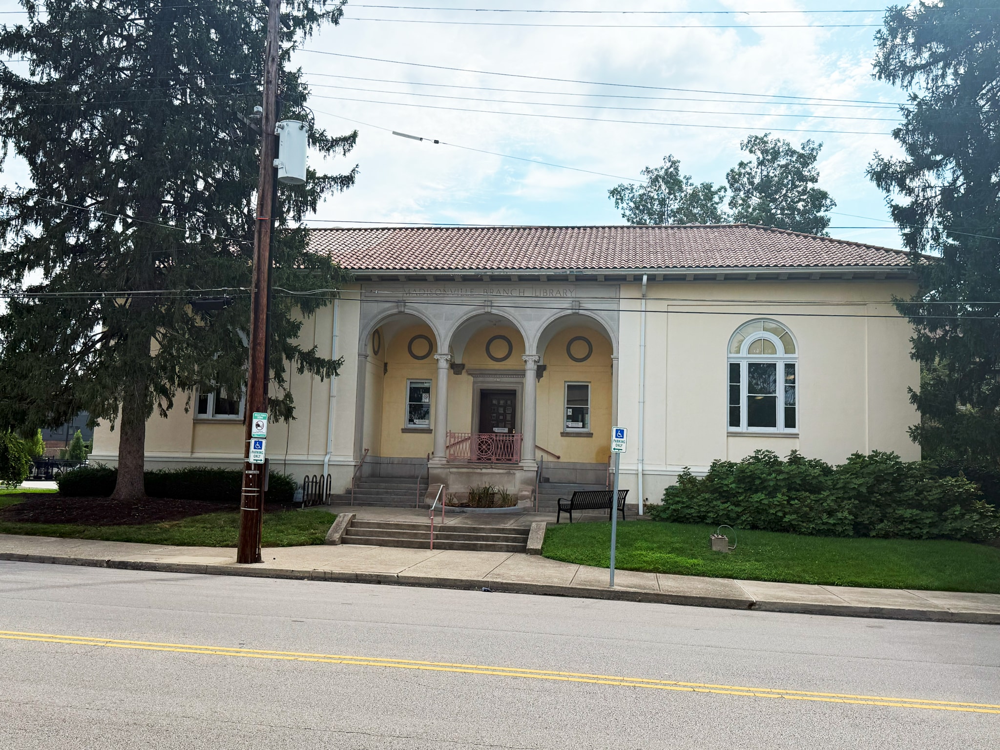 4830 Whetsel Ave, Cincinnati, OH for Sale