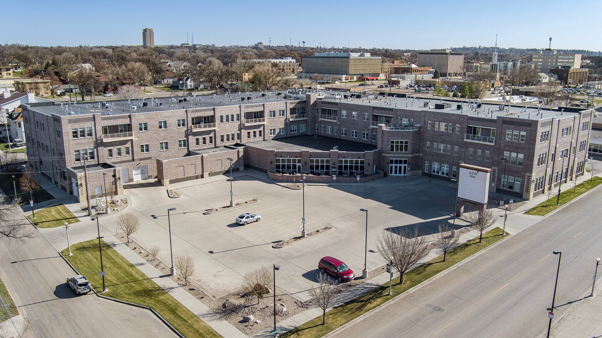 100 W Broadway Ave, Bismarck, ND for Rent