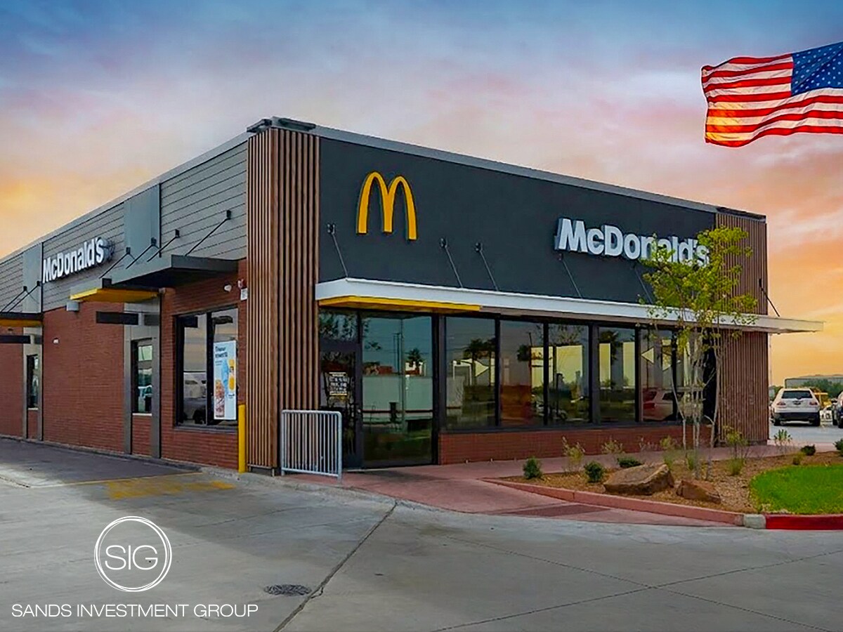 8500 Dyer St, El Paso, TX for Sale