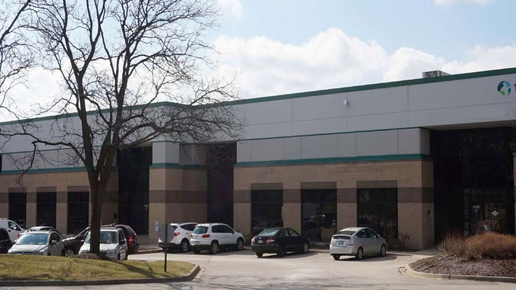 1400 N Michael Dr, Wood Dale, IL for Rent