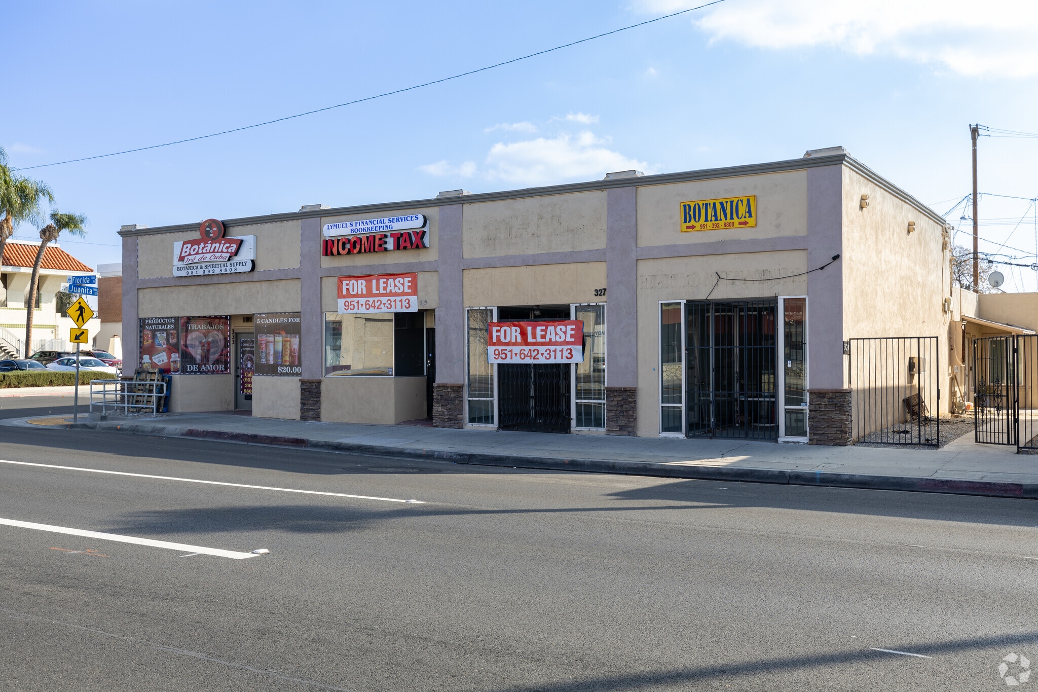 325-329 E Florida Ave, Hemet, CA for Rent