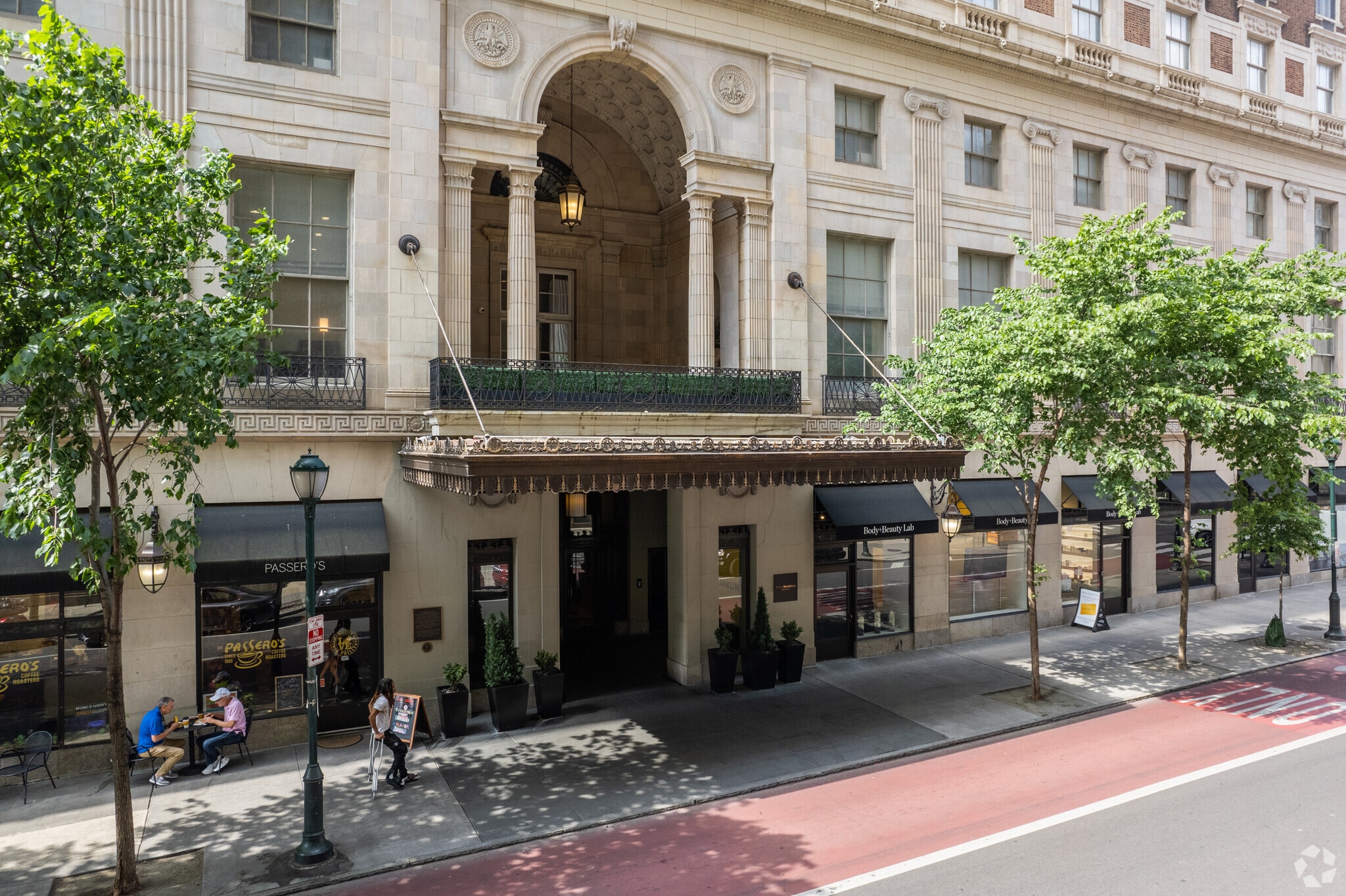 834 Chestnut St, Philadelphia, PA for Rent