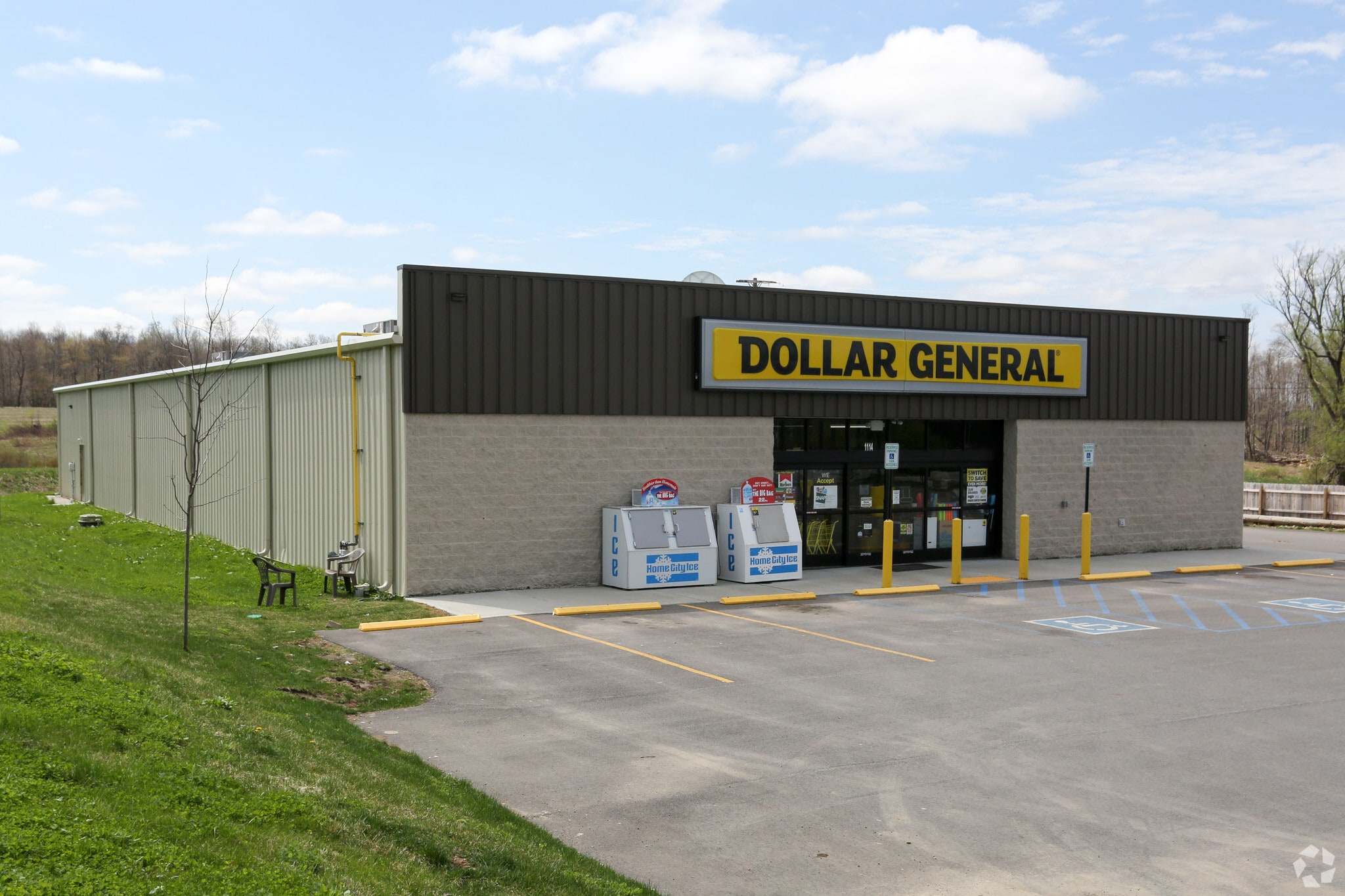 1114 Franklin Rd Jackson Center, PA 16133 Retail Property for Lease on