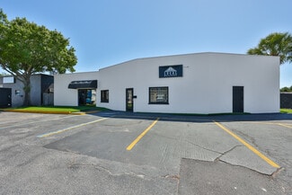 Saint Petersburg, FL Showroom - 1801 28th St N