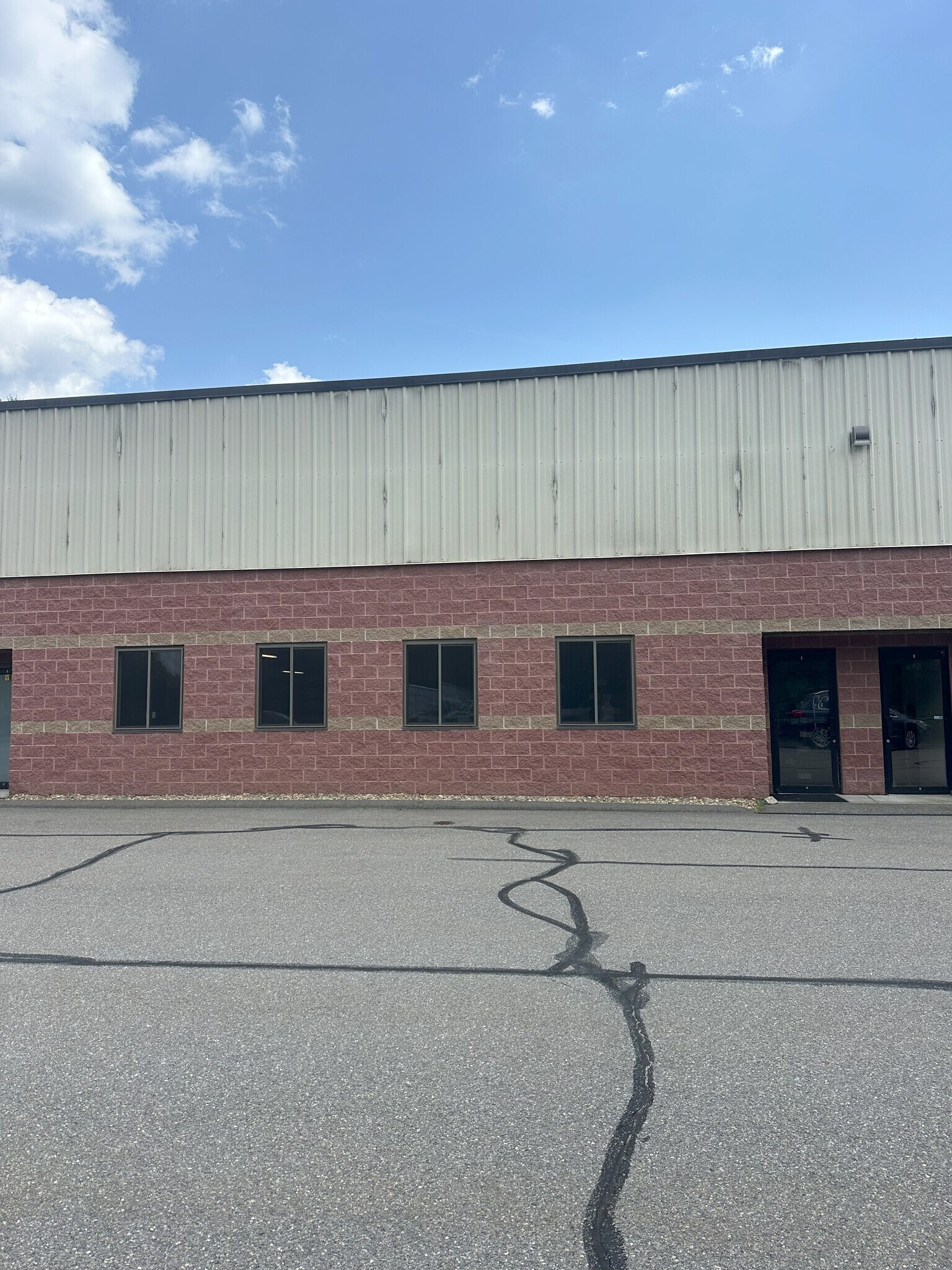 20 Priscilla Ln, Auburn, NH for Rent