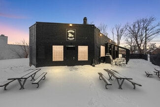 Detroit, MI Bar - 16387–16395 Harper ave @ Harper Ave and Whittier Ave