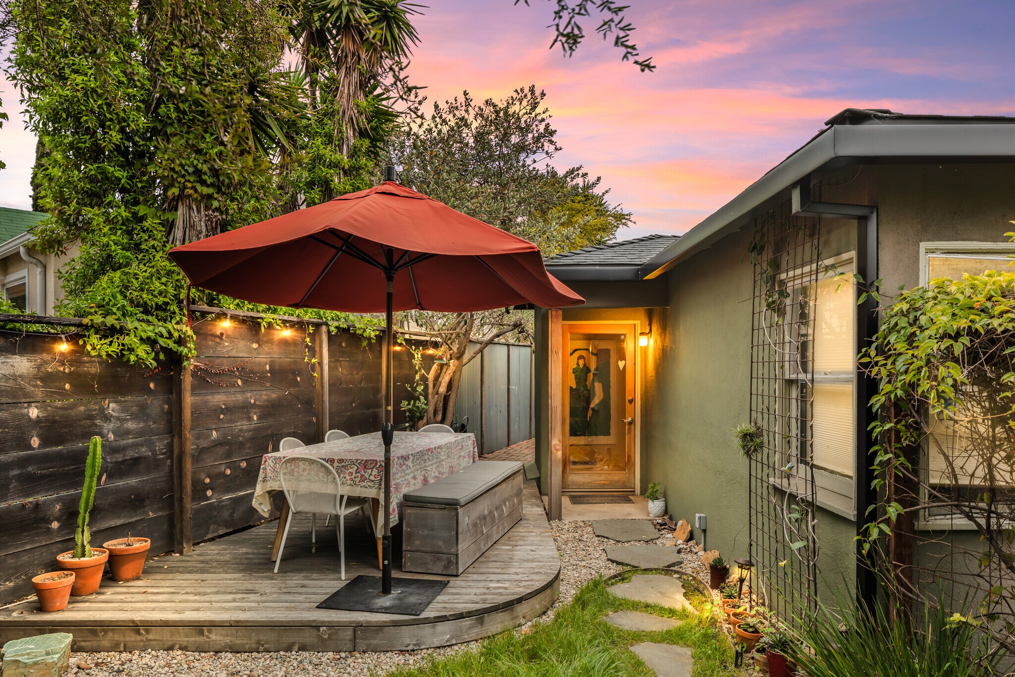 608 Woodlawn Ave, Venice, CA for Sale