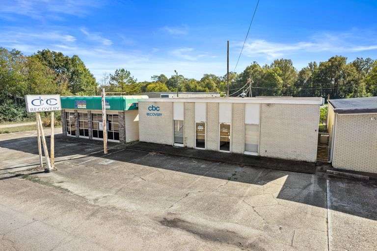 1208 W Pine St, Hattiesburg, MS for Rent