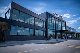 Delson, QC Retail - 31 Boulevard Georges Gagné S