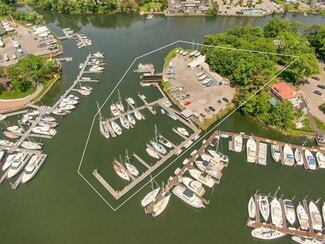 New Rochelle, NY Marinas - 101 Harbor Ln W