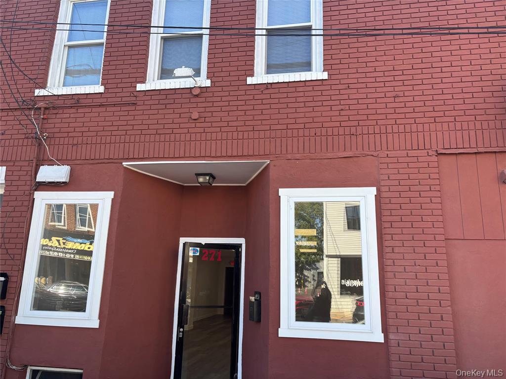 271 Broadway, Bethpage, NY for Rent