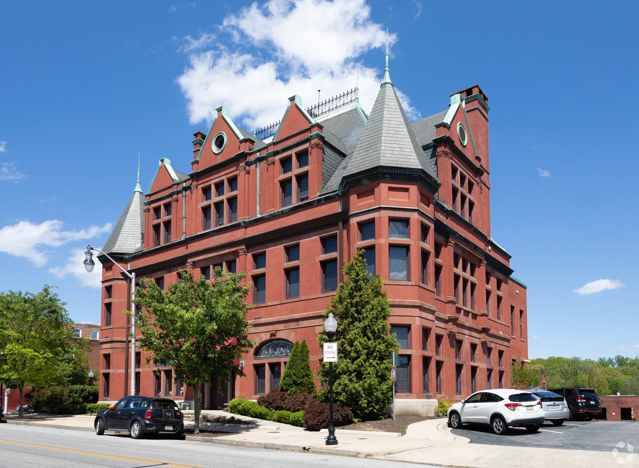 3355 Keswick Rd, Baltimore, MD for Rent