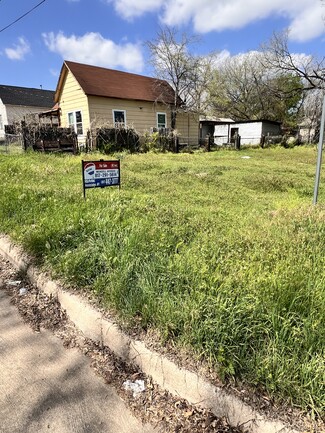 Fort Worth, TX Commercial - 1515 E Peach