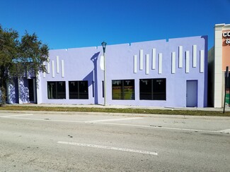 Lake Worth, FL Storefront - 120 S Dixie Hwy