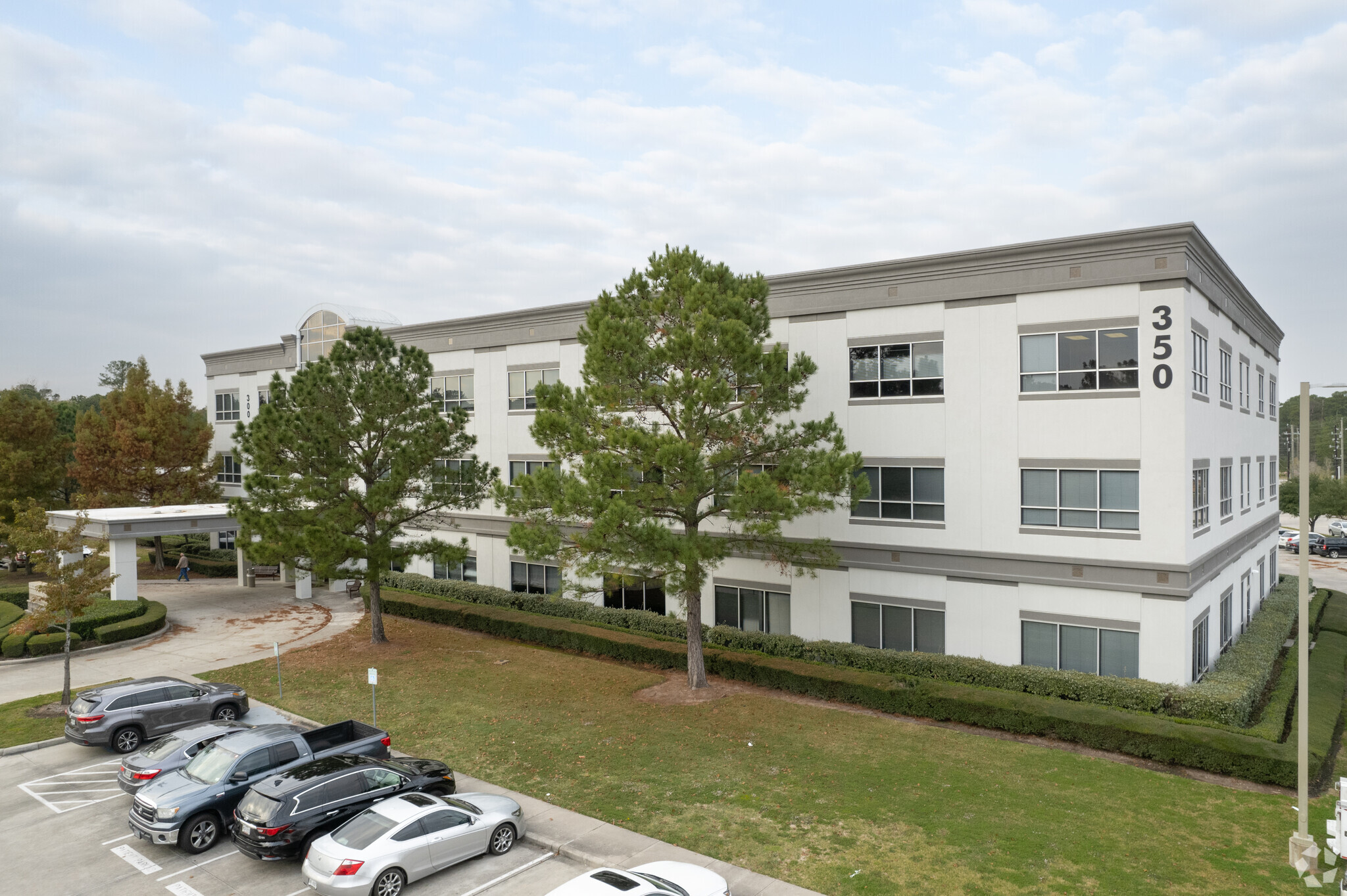 300-350 Kingwood Medical Dr, Kingwood, TX for Rent