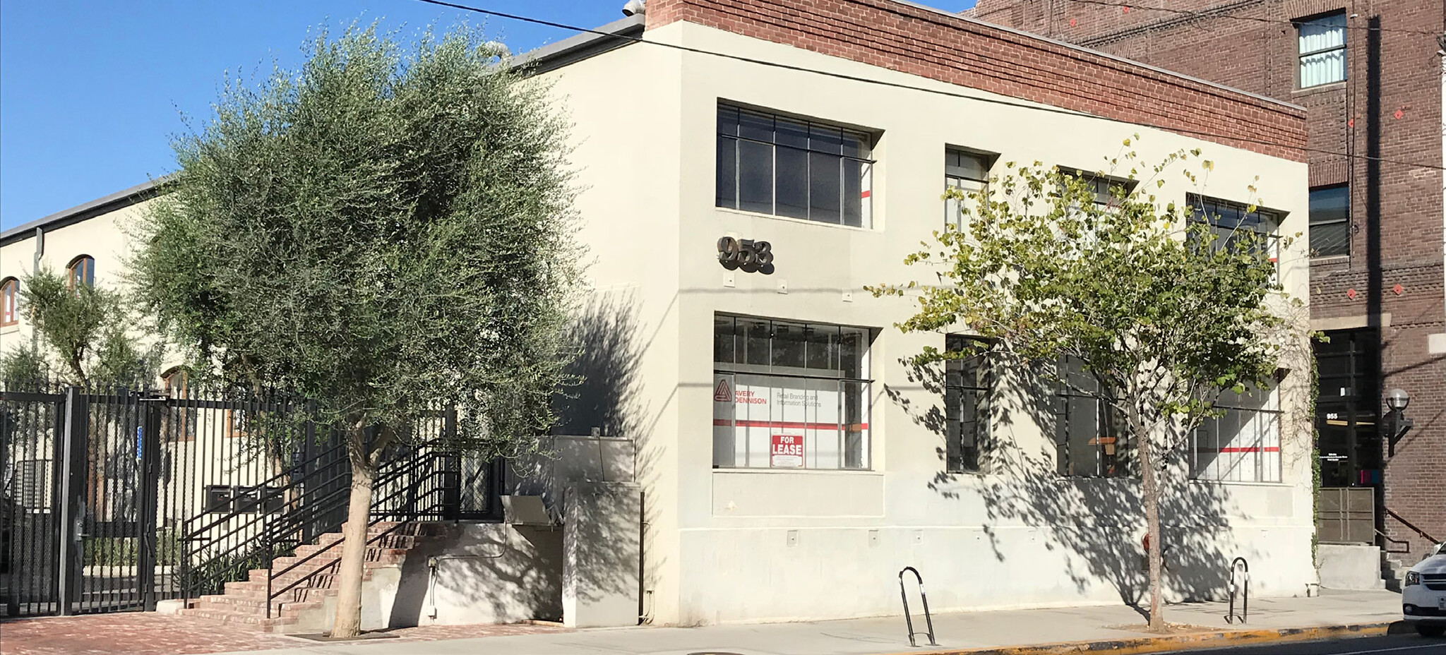 953 E 3rd St, Los Angeles, CA for Rent