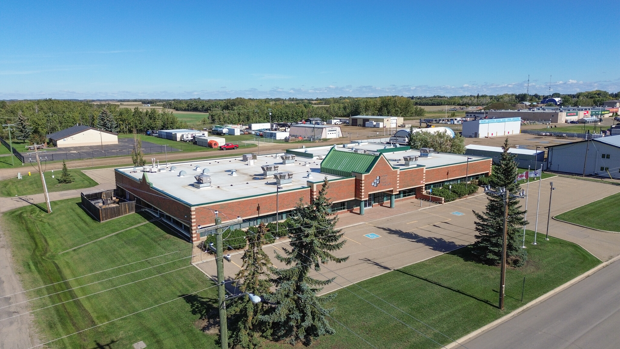 6910 50 ave, Stettler, AB for Sale