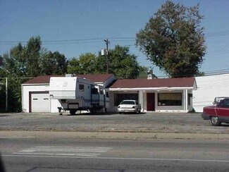 Muncie, IN Freestanding - 420 E Wysor