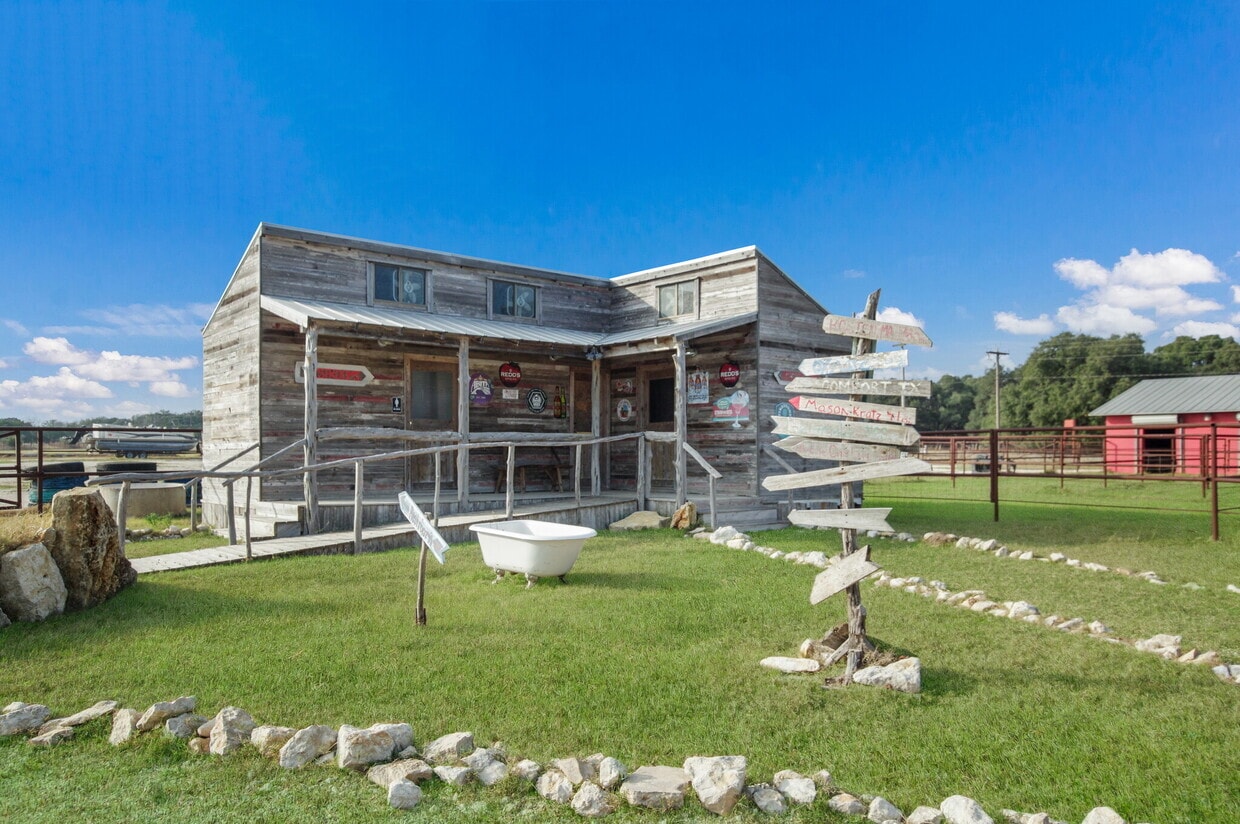 11 Upper Cibolo Creek Rd, Boerne, TX for Sale