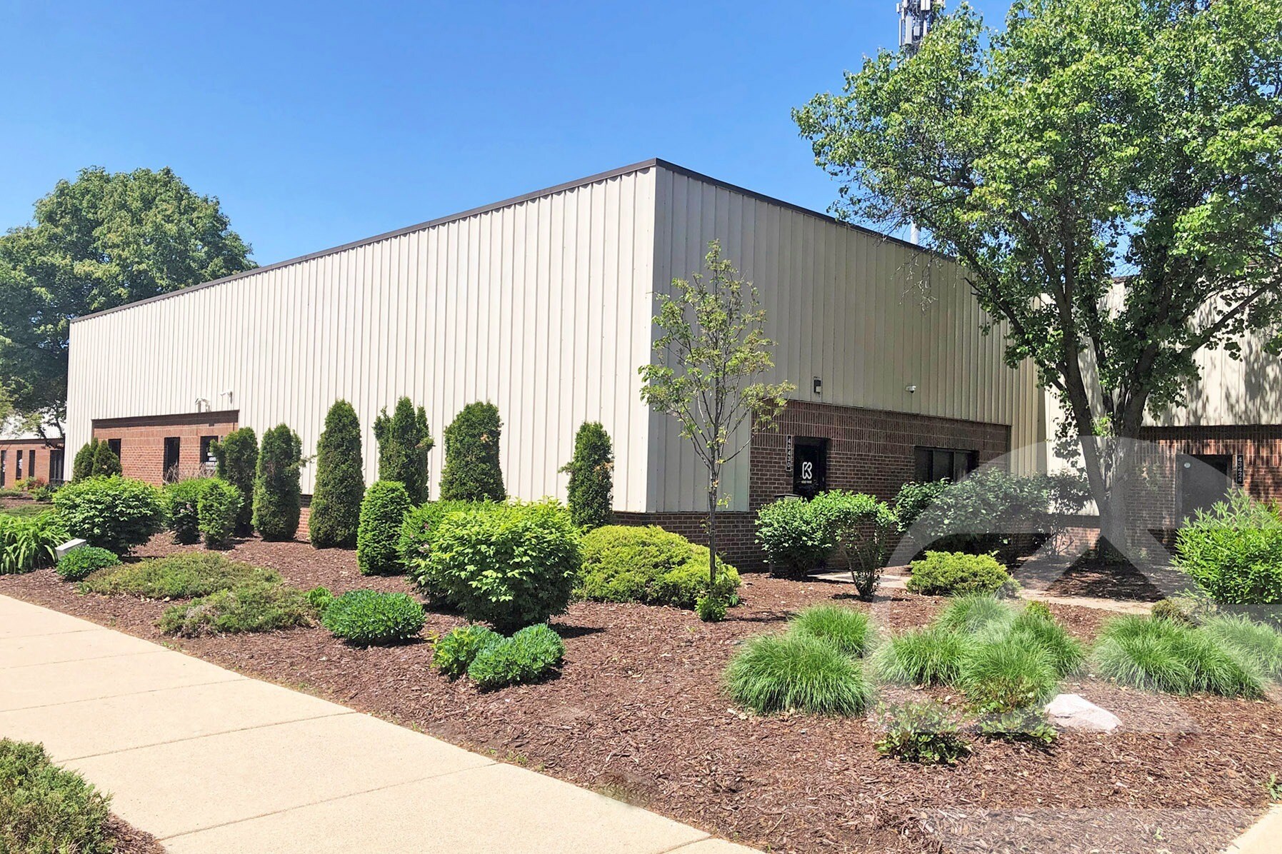 43406-43466 I-94 North Service Dr, Belleville, MI for Rent
