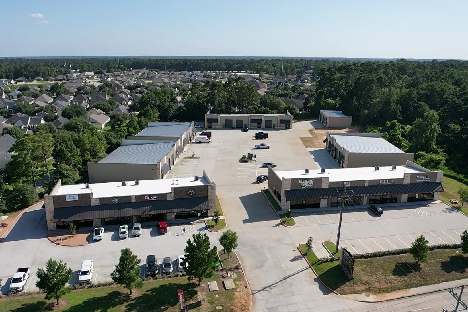 1905 Longmire Rd, Conroe, TX for Rent