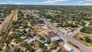 Devine, TX Commercial - 518 N Teel Dr Devine, TX Commercial - 518 N Teel Dr