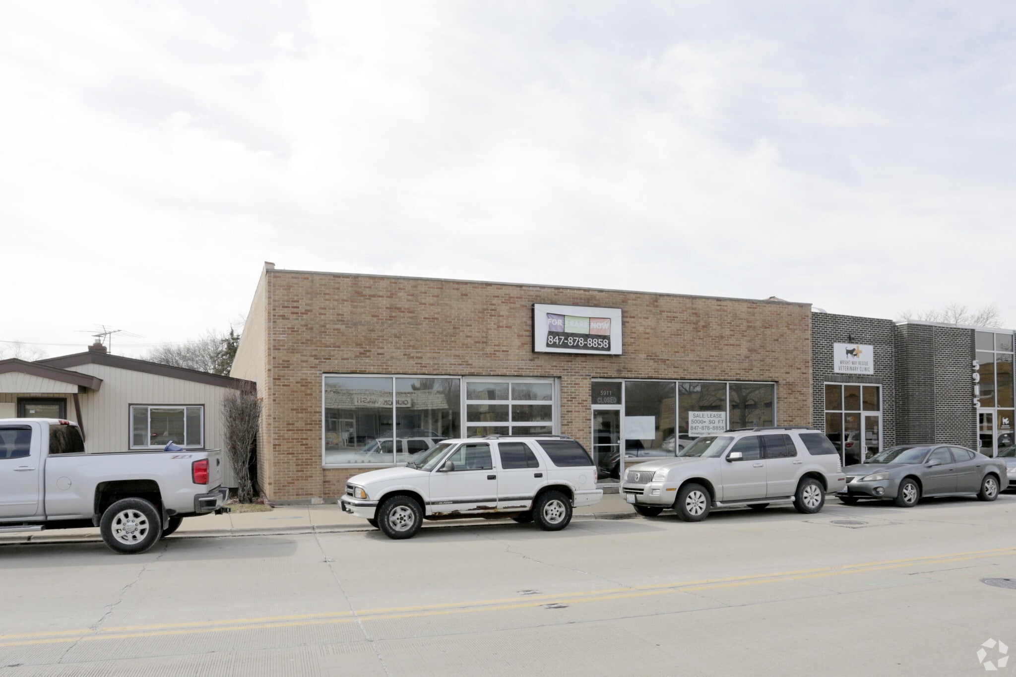5911 Lincoln Ave, Morton Grove, IL for Sale