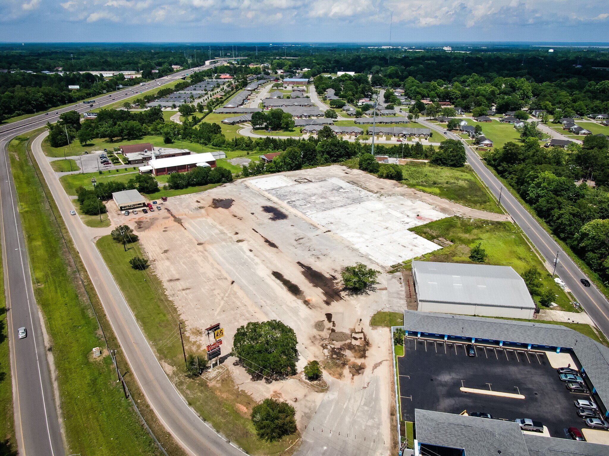 1075 S Bessemer Ave, Prichard, AL for Sale