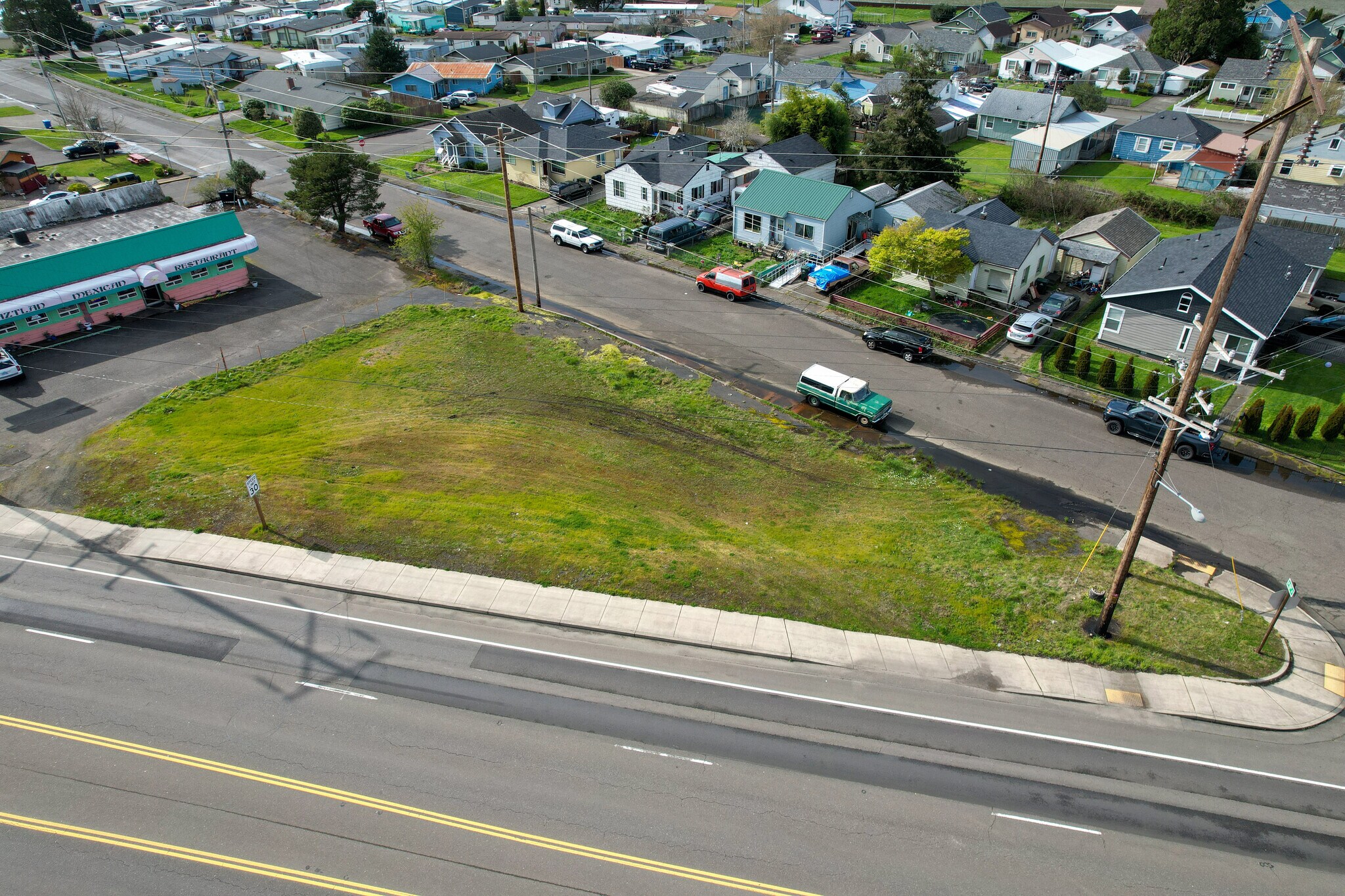 1241 Highway 101, Reedsport, OR for Sale