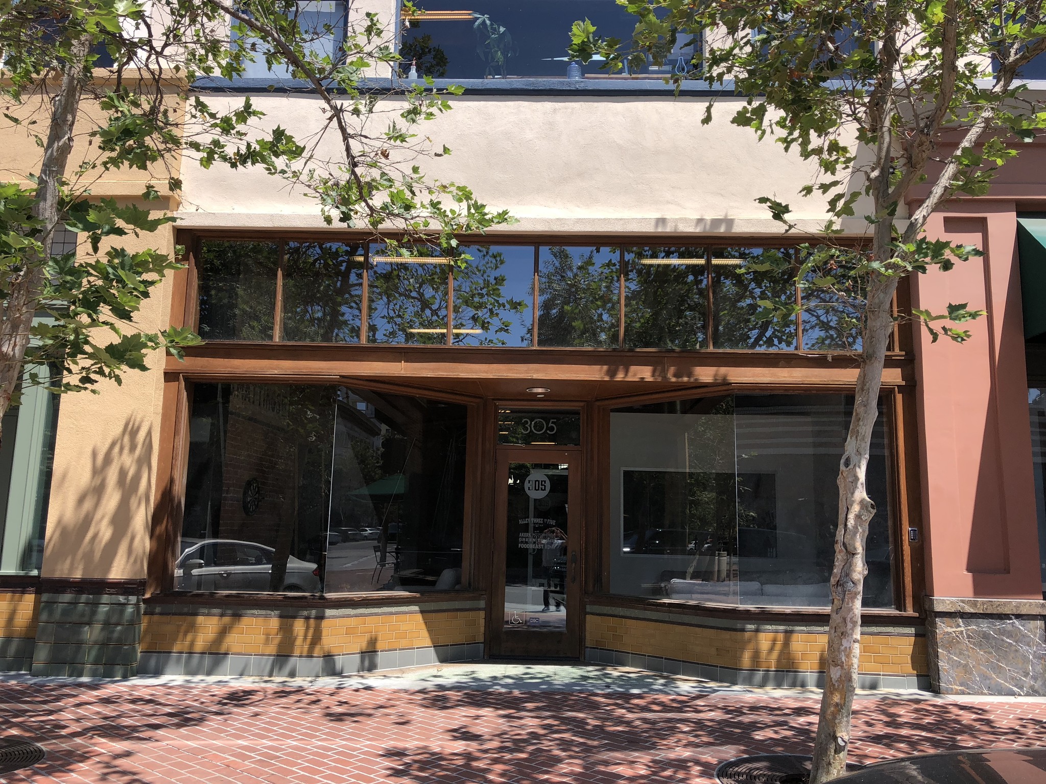 305 W 4th St, Santa Ana, CA for Rent