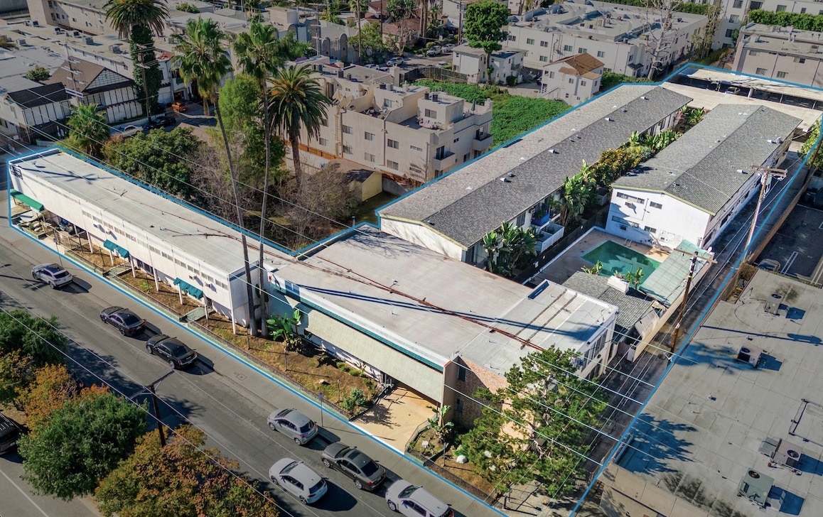 4215 Vineland Ave, Studio City, CA for Sale