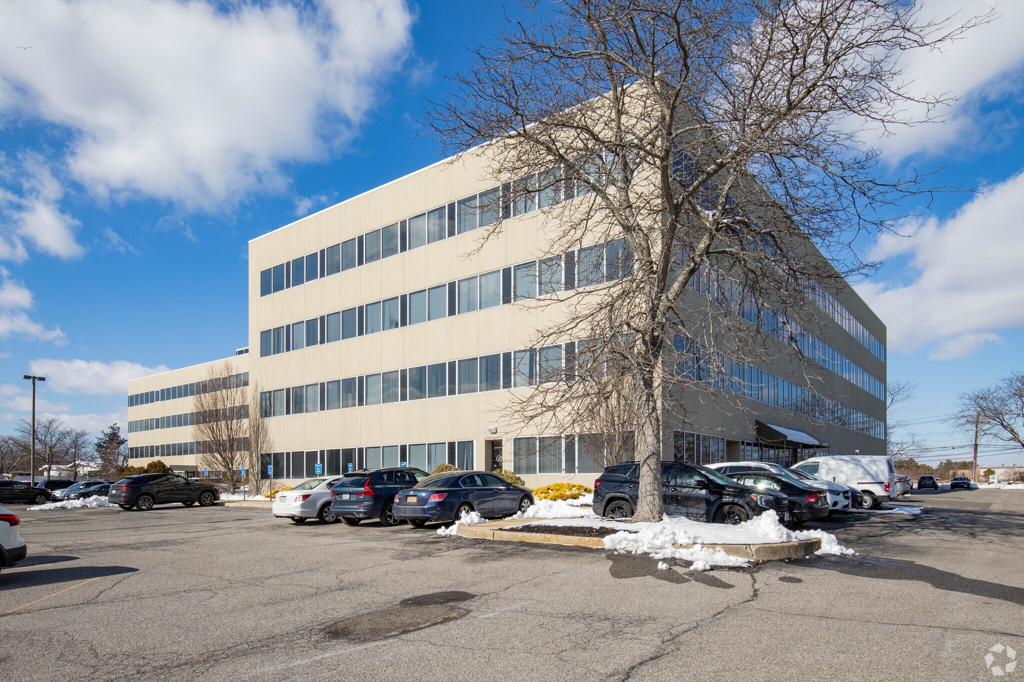 4250 Veterans Memorial Hwy, Holbrook, NY for Rent