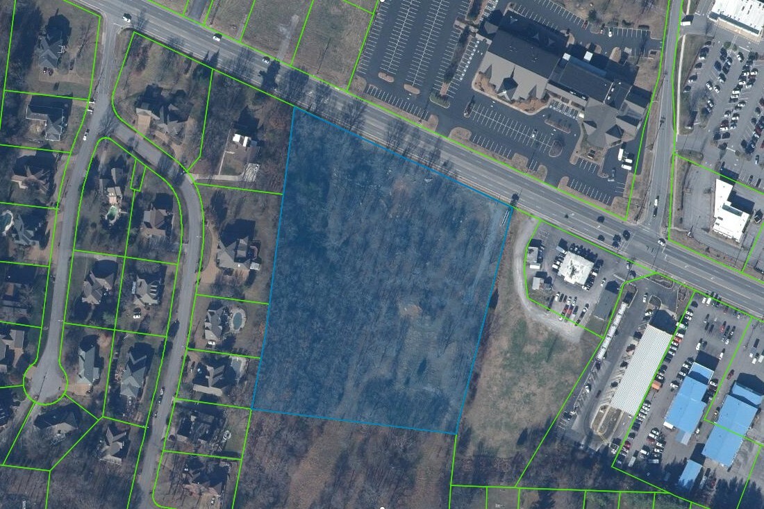 1716 W Main St, Lebanon, TN for Sale