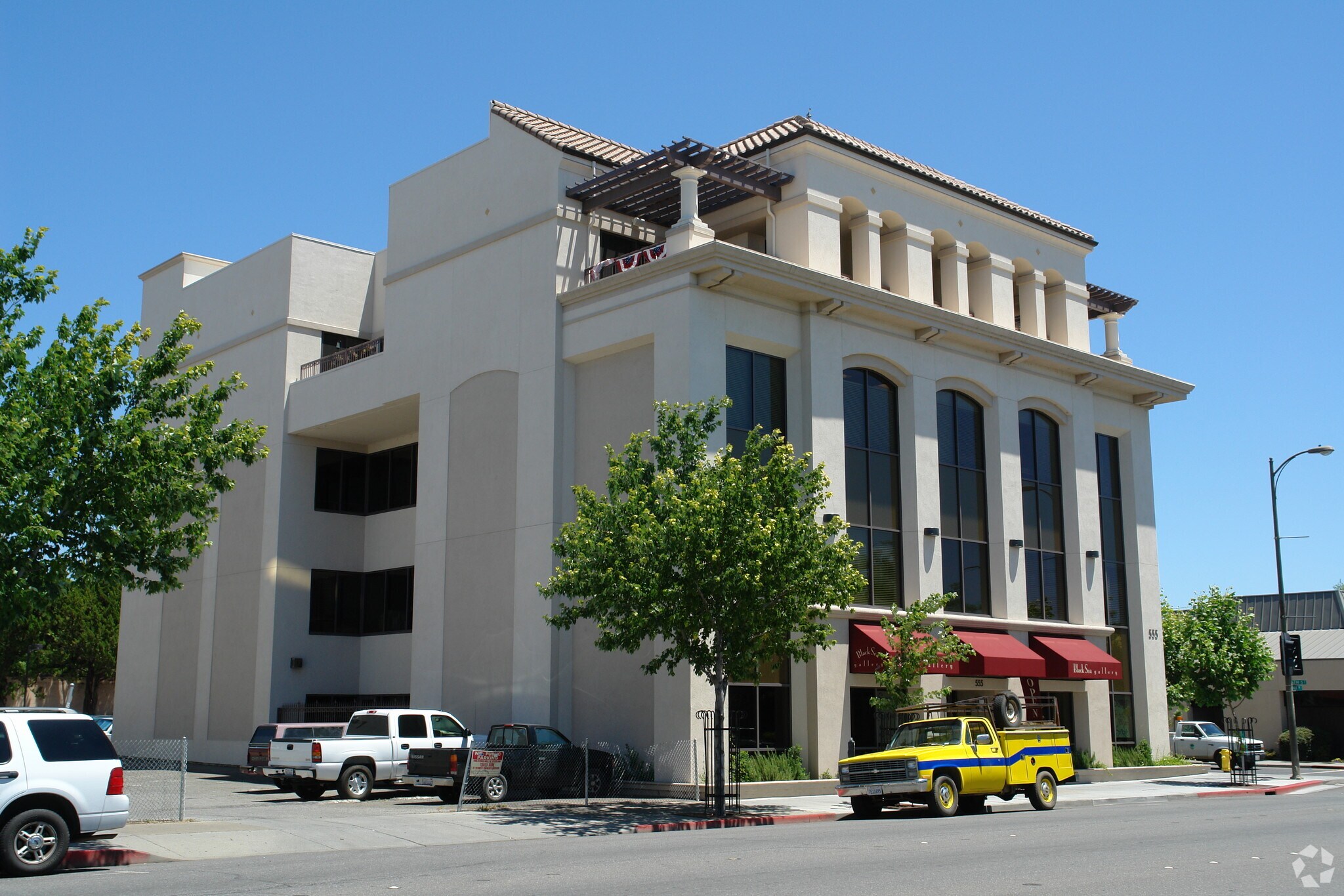 555 Main St Chico, CA 95928 Retail Property for Lease on