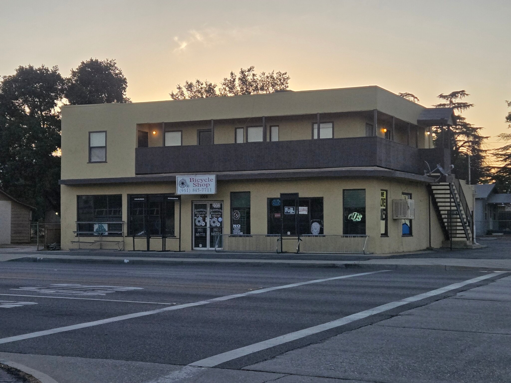 1002 Beaumont Ave, Beaumont, CA for Sale