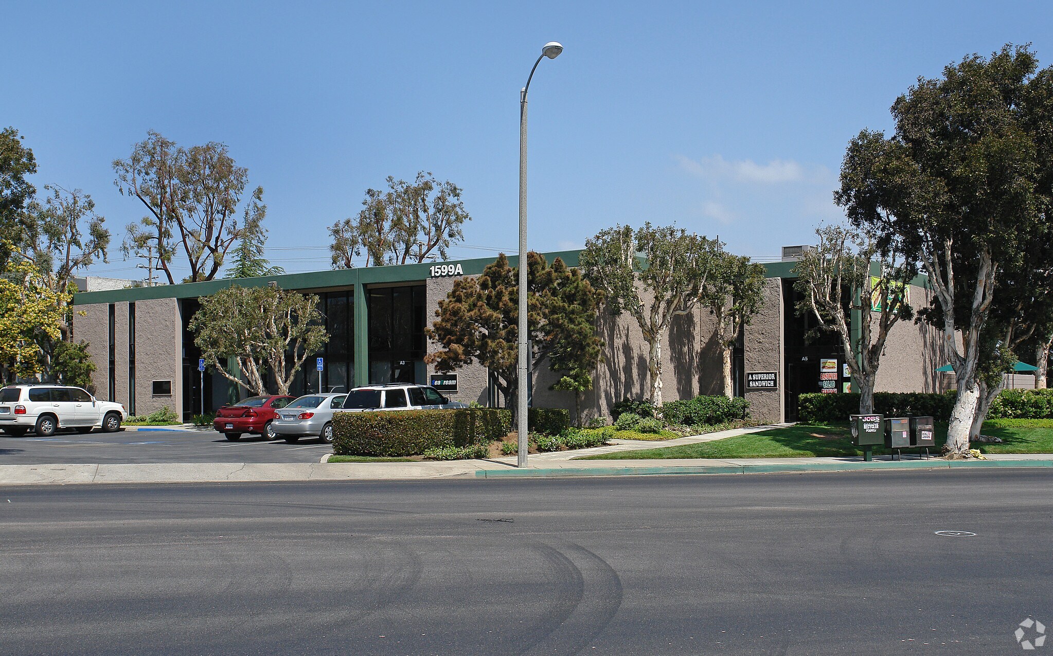 1599 Superior Ave Costa Mesa, CA 92627 Coworking Space on