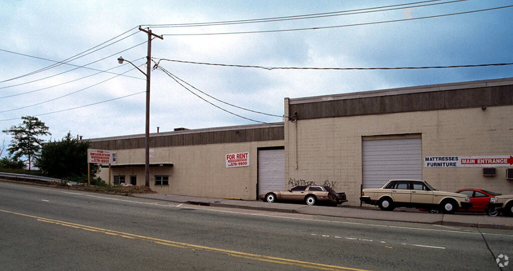 35423590 Lawson Blvd Oceanside, NY 11572 Industrial Property for