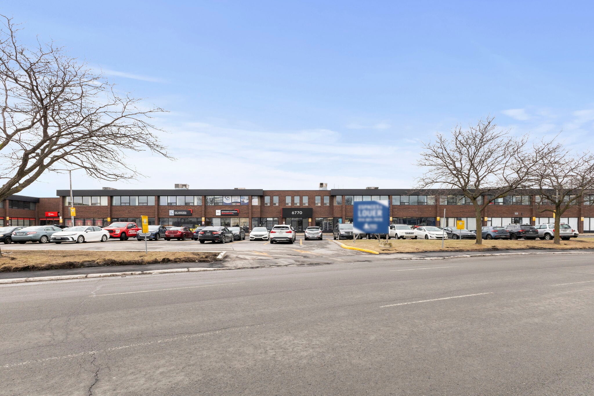 6742-6846 Rue Jarry E, Montréal, QC for Rent