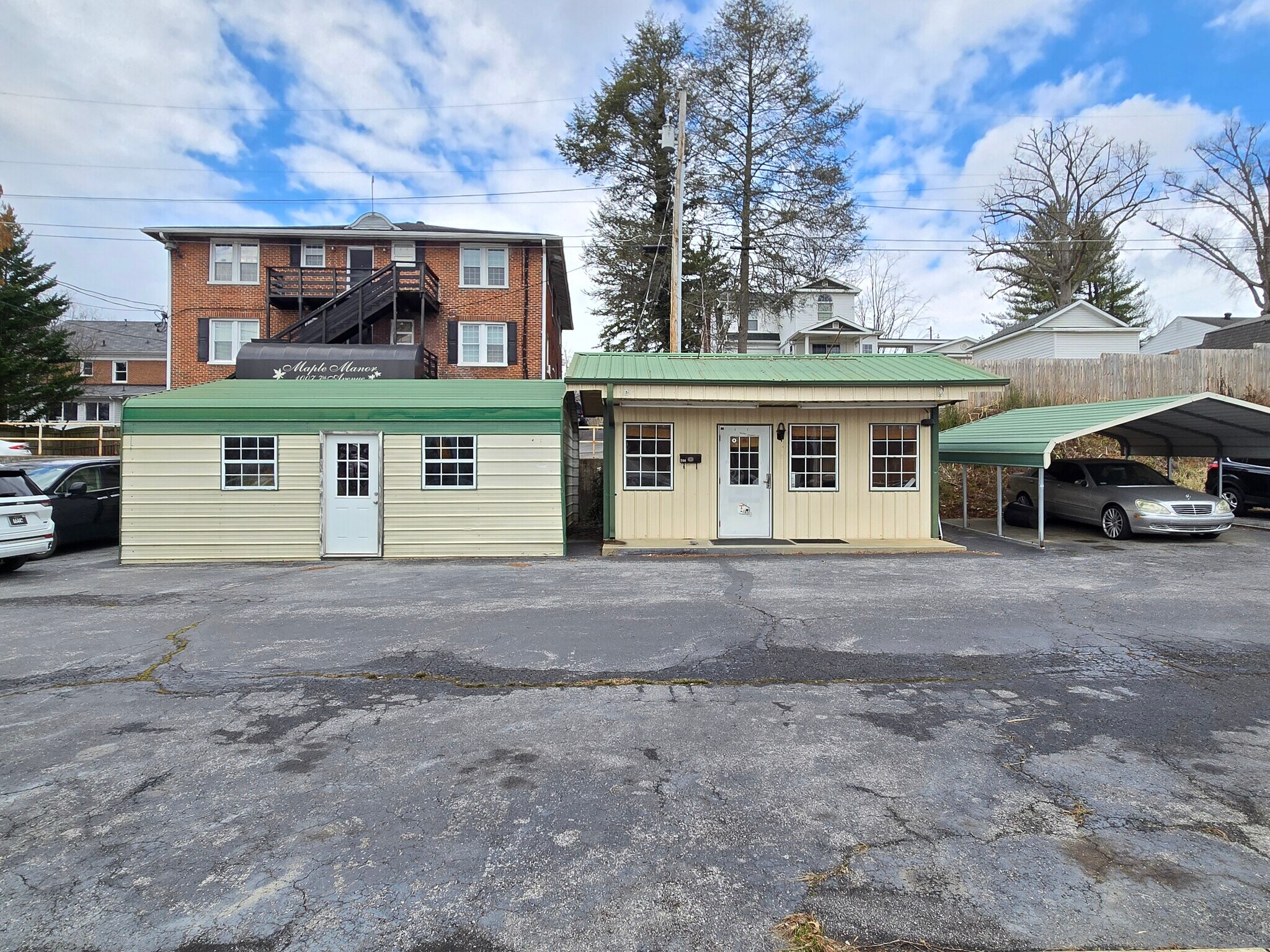 700 Volunteer Pky, Bristol, TN for Sale