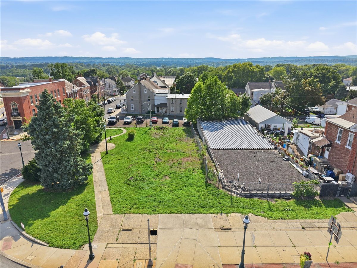 369-371 Main St, Pennsburg, PA for Sale