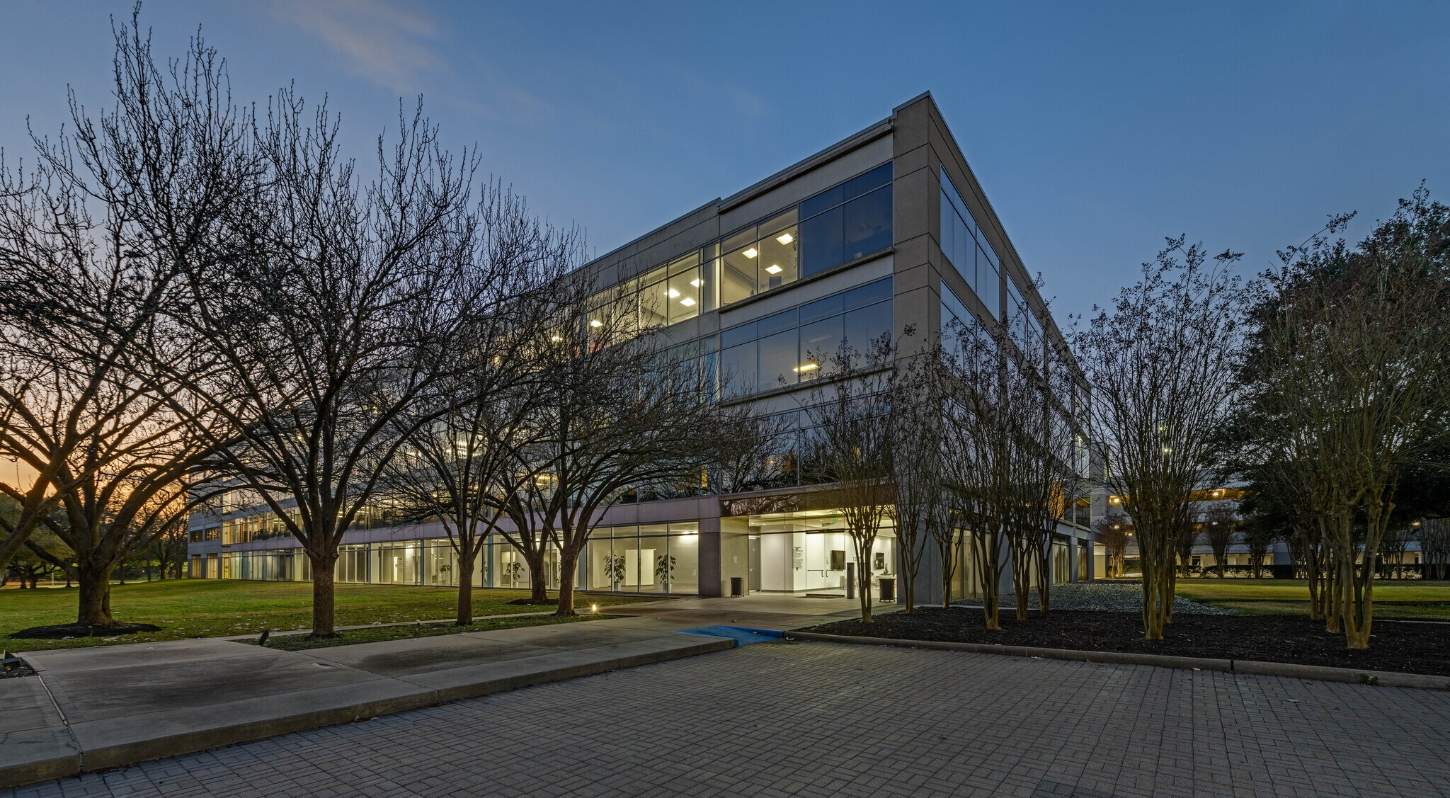 1330 Enclave Pky, Houston, TX for Sale