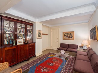 New York, NY Apartments - 910 Park Ave