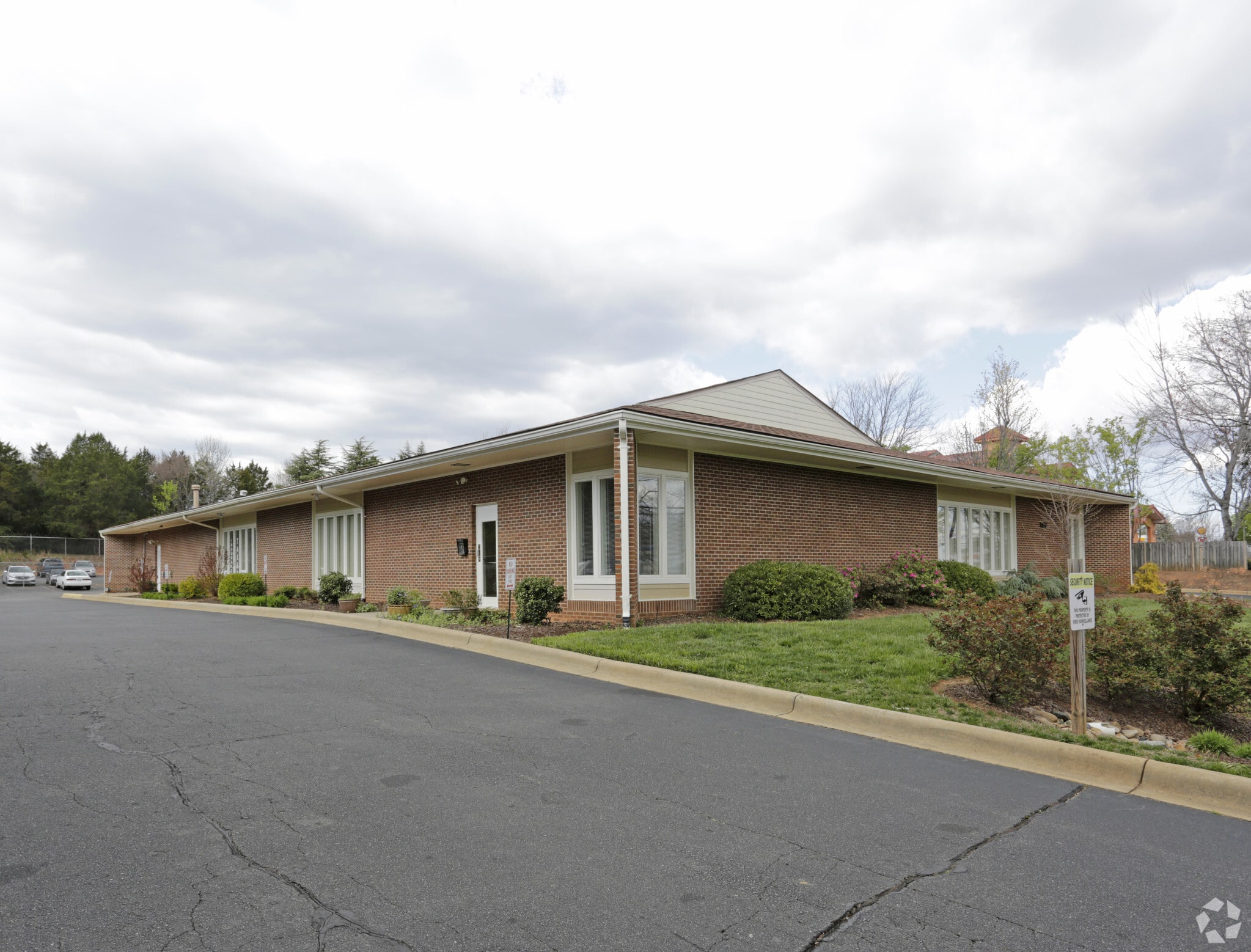 7950 Nations Ford Rd Charlotte, NC 28217 Office Property for Sale on