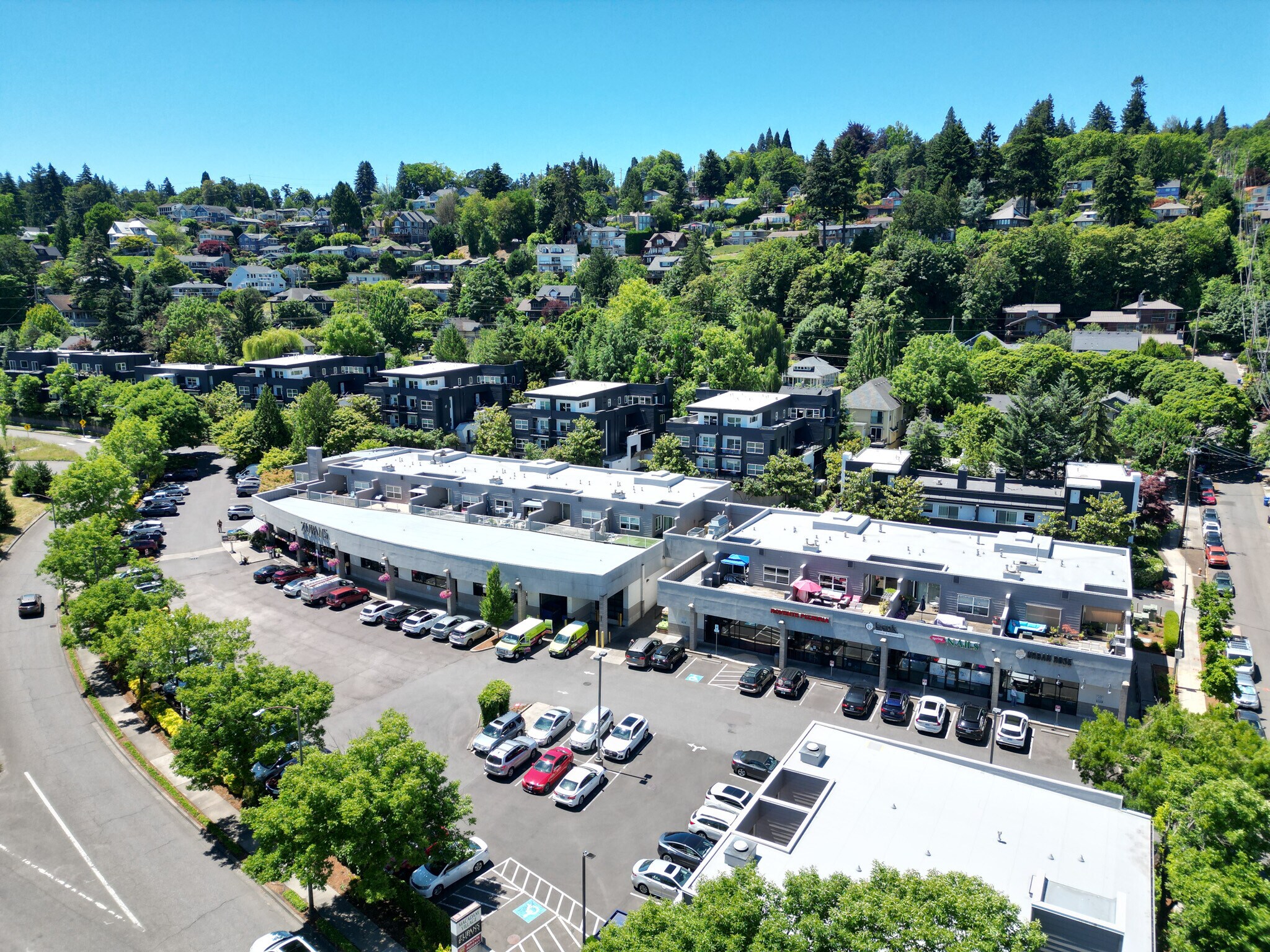 7113-7121 SW Macadam Ave, Portland, OR for Rent