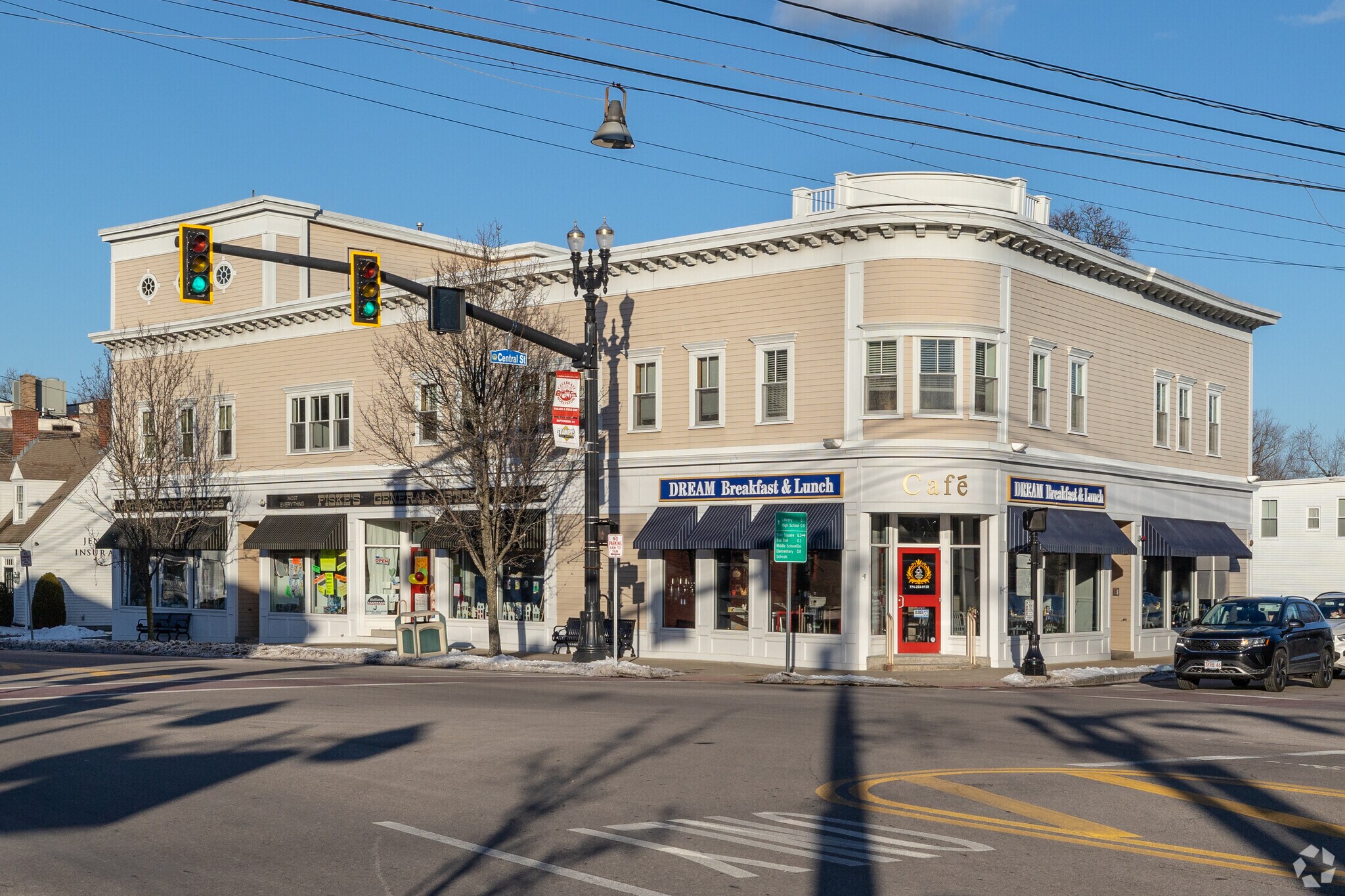 770 Washington St, Holliston, MA for Rent