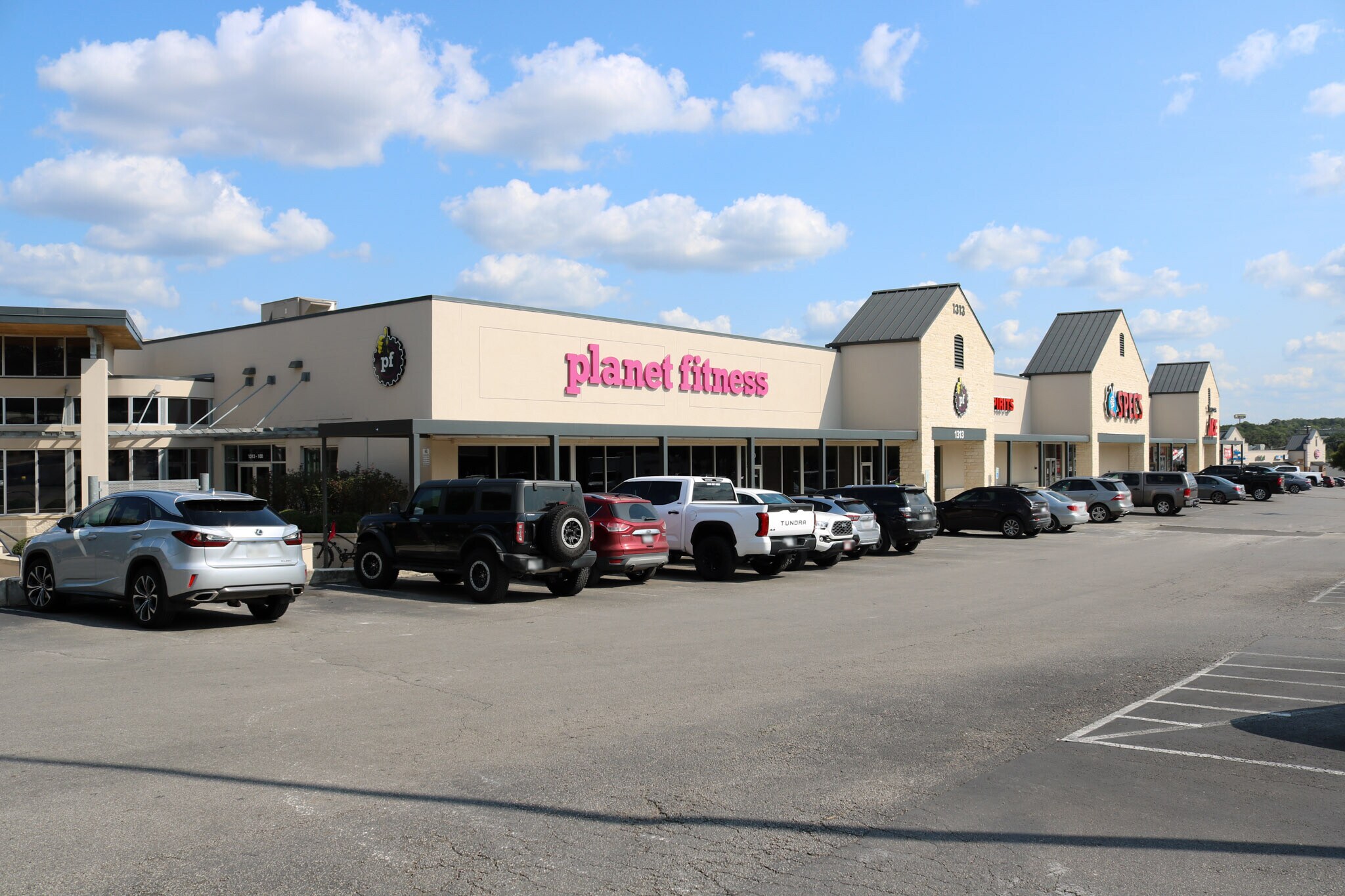 1361 Main St, Boerne, TX for Rent